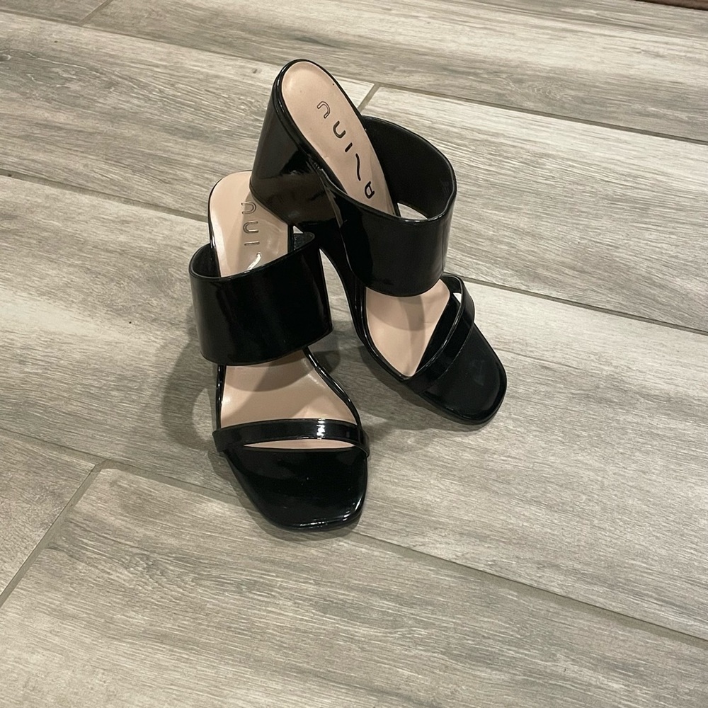 Unisa Black Sandal Heels